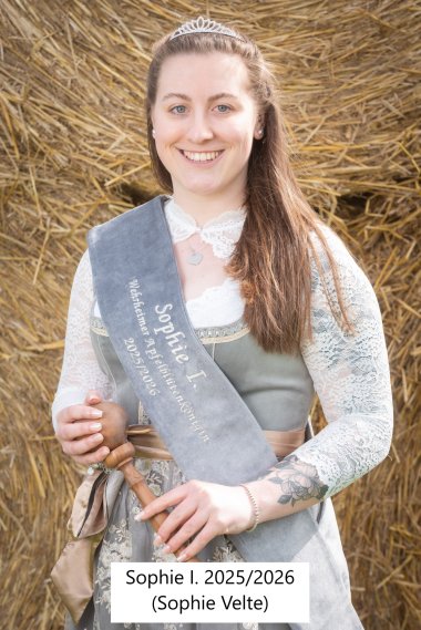 Amtierende Apfelblütenkönigin Celin I.