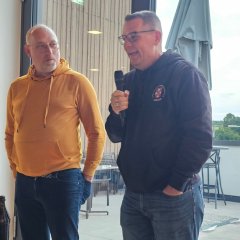 Tag 1, Besuch im Apfeldorf
