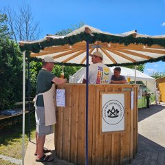Tag 2, Besuch im Apfeldorf